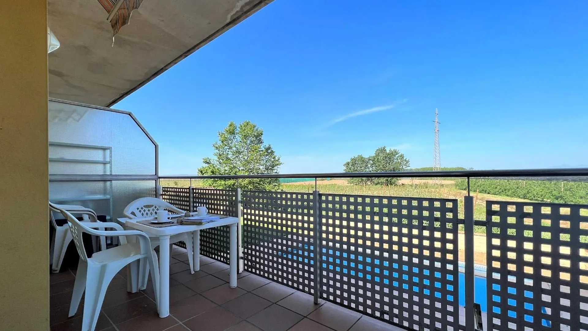Apartamento Con A/A, Piscina, Parking, Cerca Del Centro Y La Playa - Es-89-110 Sant Pere Pescador 0*,  Ισπανία