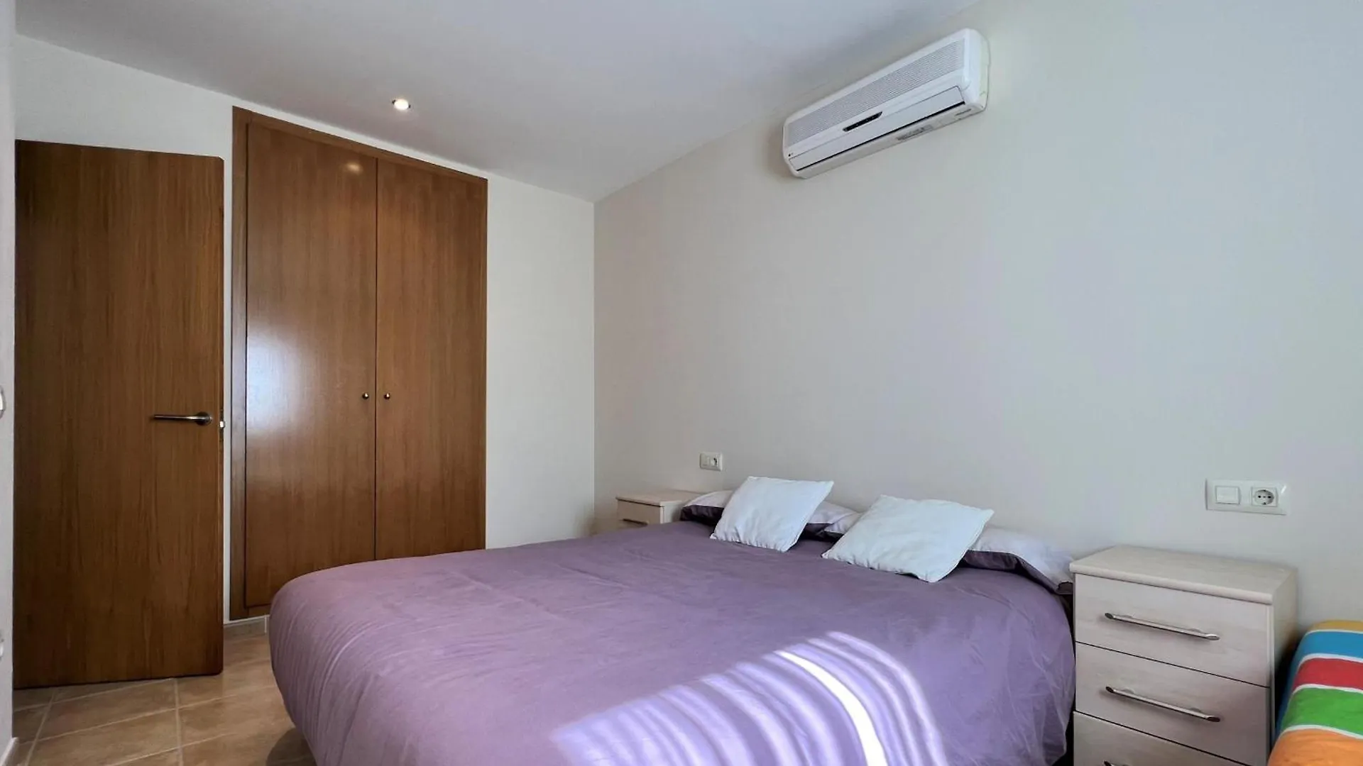 Apartamento Con A/A, Piscina, Parking, Cerca Del Centro Y La Playa - Es-89-110 0*, Sant Pere Pescador