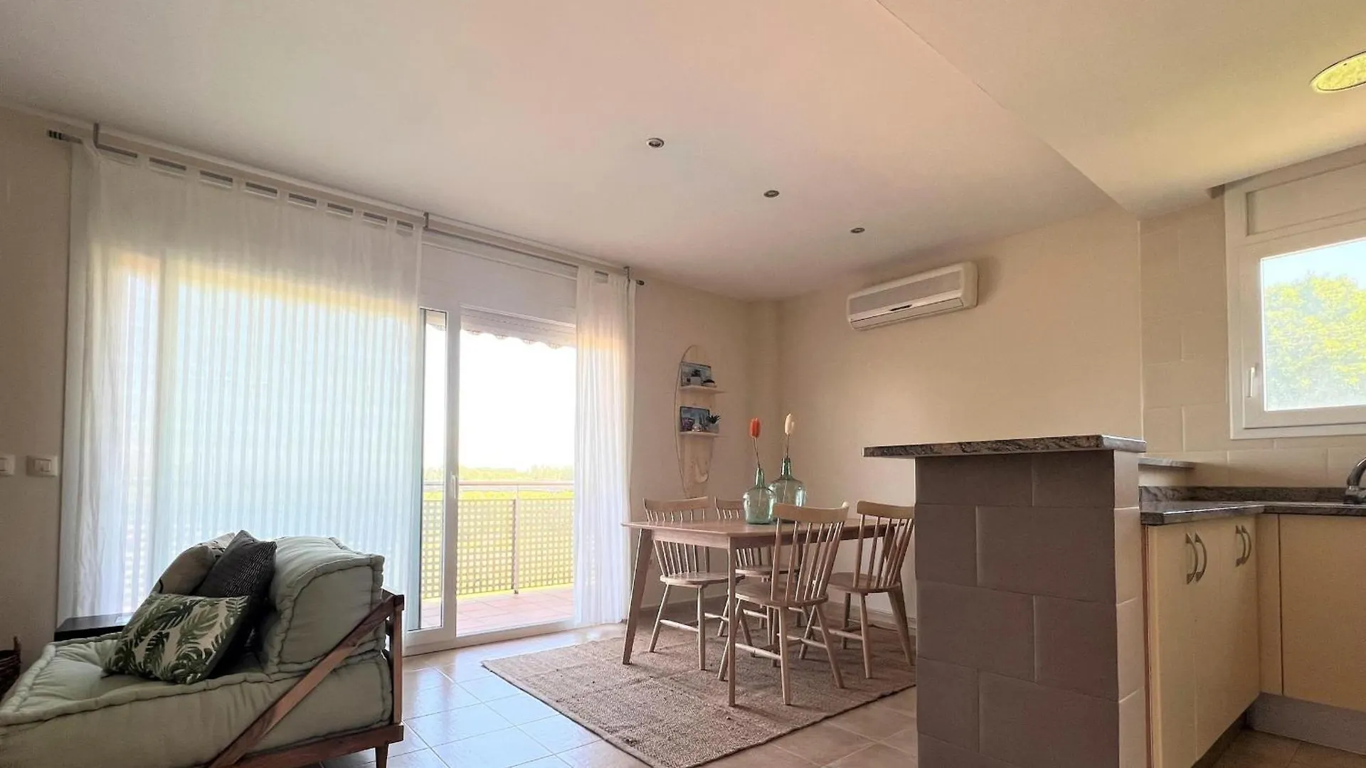 Apartment Apartamento Con A/A, Piscina, Parking, Cerca Del Centro Y La Playa - Es-89-110