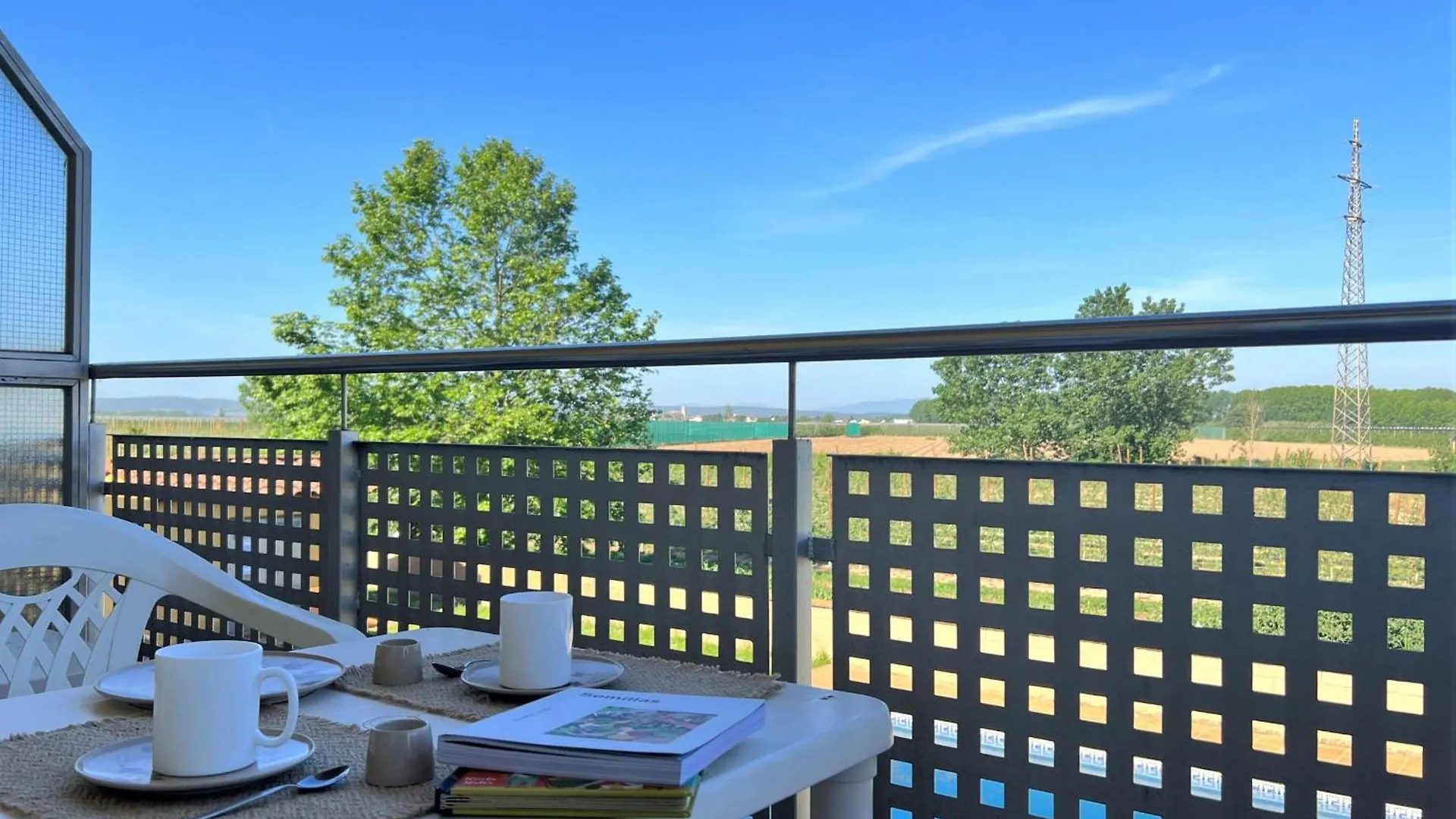 Apartamento Con A/A, Piscina, Parking, Cerca Del Centro Y La Playa - Es-89-110 0*, Sant Pere Pescador