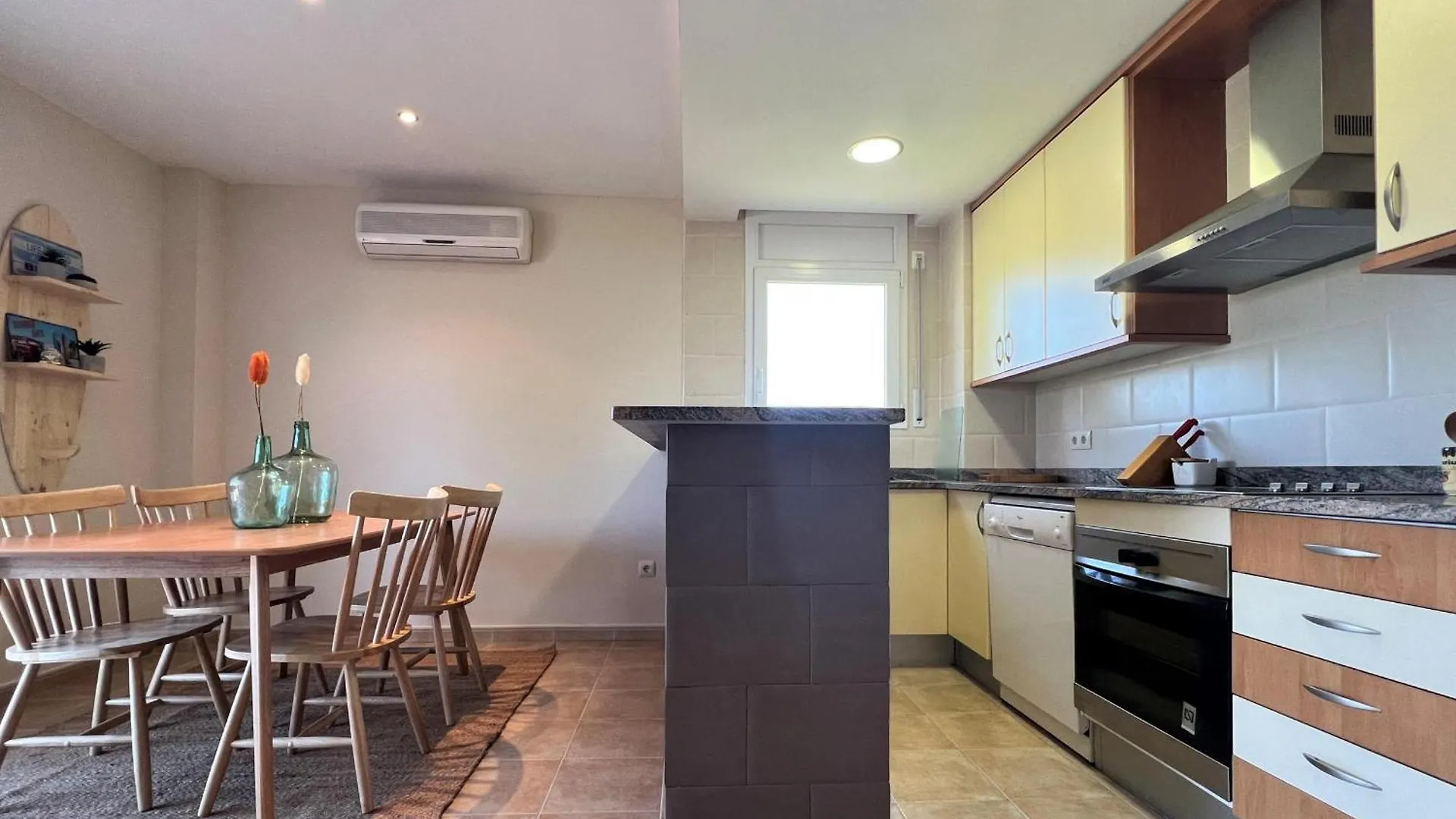 Apartamento Con A/A, Piscina, Parking, Cerca Del Centro Y La Playa - Es-89-110 Sant Pere Pescador
